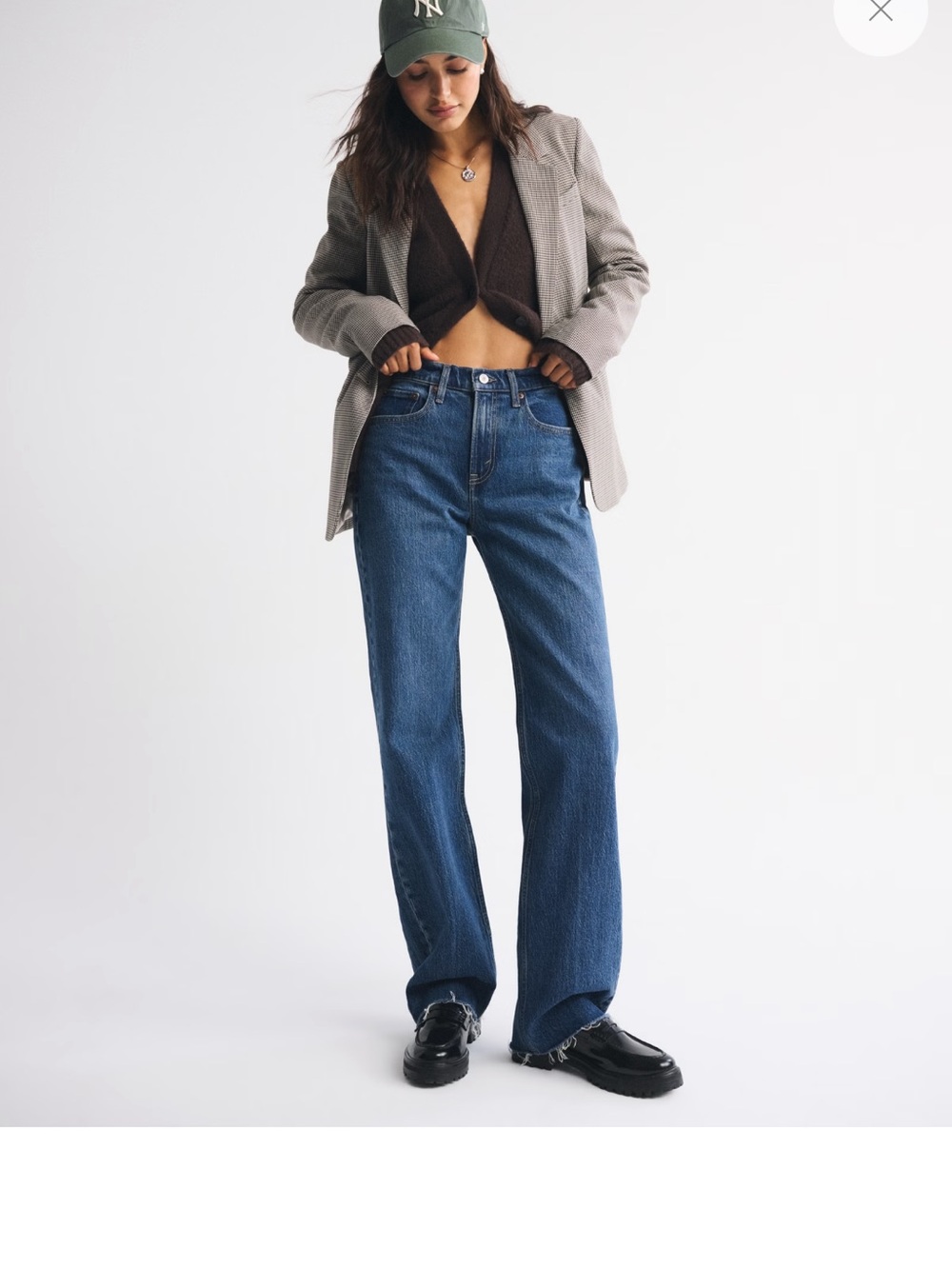 Abercrombie High Rise 90s Relaxed Raw Hem Jeans 27